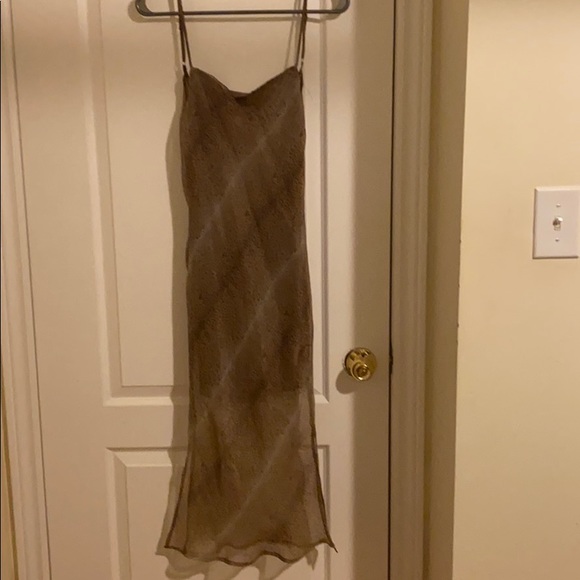 Dress - Picture 2 of 5